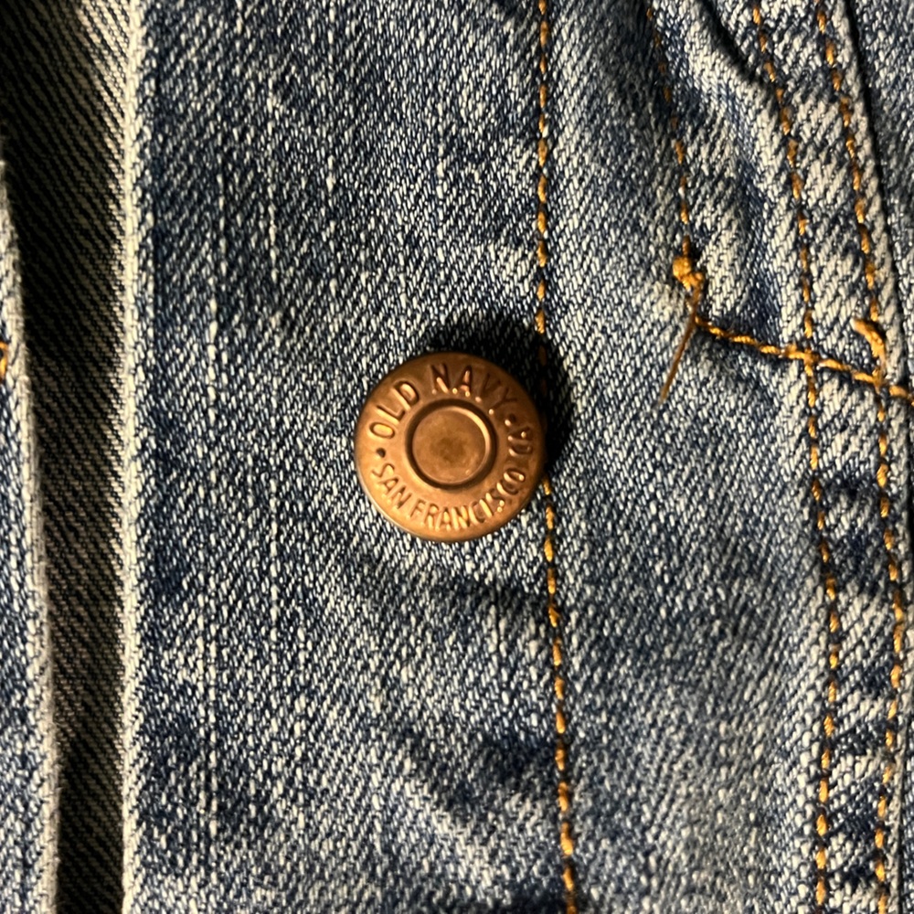 Old Navy Classic Denim Jacket, Size XS - Picture 5 of 16